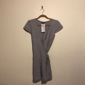 Brandy Melville gray wrap dress